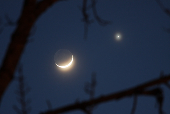05-Moon-&-Venus-2009-02-27_sm