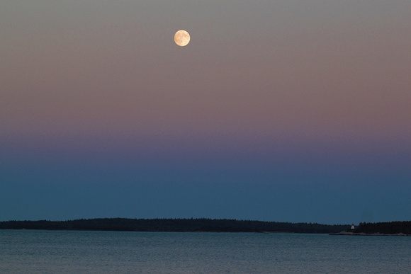 02 Moonrise at Full Moon