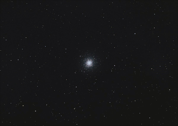 9 Globular cluster 1 - M 2